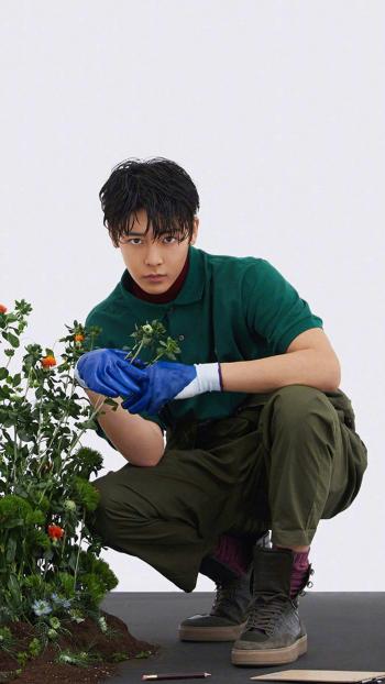 侯明昊第2张