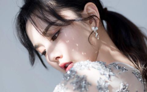 中国北京当代95后女演员宋祖儿唯美迷人写真图片桌面壁纸第1张