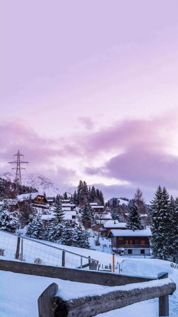 梦幻唯美冬日雪景图片手机壁纸第5张