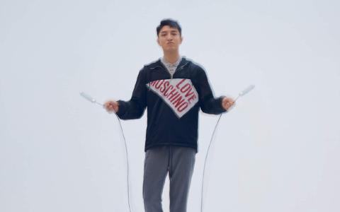 金瀚帅气俊朗时尚写真图片第3张