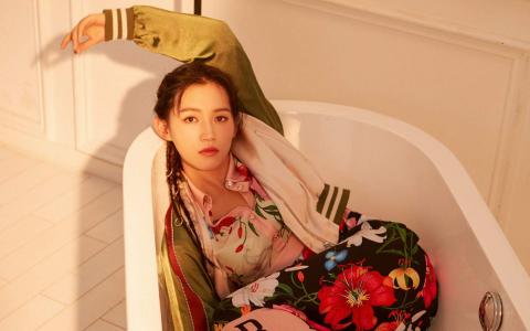 美女苏青图片 _ 第(2)张