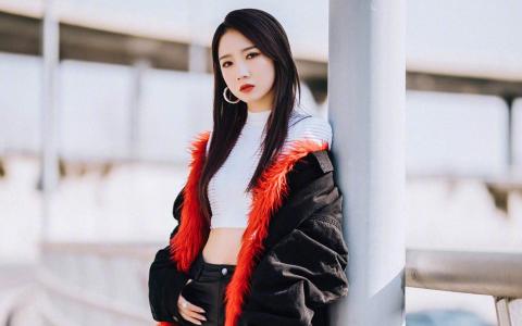 孟美岐图片 _ 第(2)张