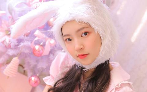 可爱女星徐娇cosplay性感兔女郎写真第5张