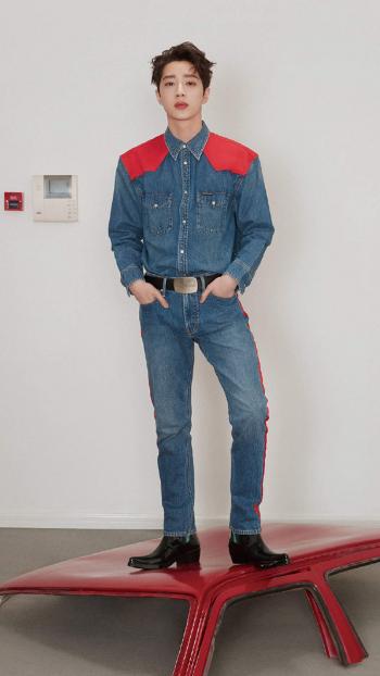 高清男明星赖冠霖慵懒帅气写真图片桌面壁纸第3张