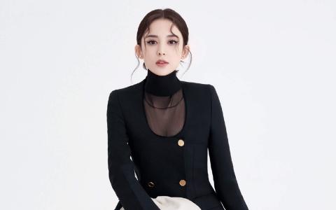 中国内地新疆乌鲁木齐市影视女演员古力娜扎玫瑰裙性感图片桌面壁纸第0张