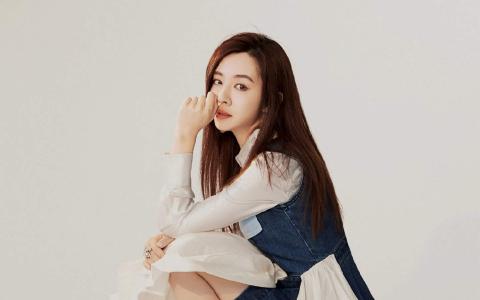 中国内地山东省青岛女演员王晓晨甜美可爱自拍照图片第2张
