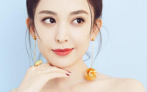 中国内地新疆乌鲁木齐市影视女演员古力娜扎梦幻性感高清桌面壁纸第2张