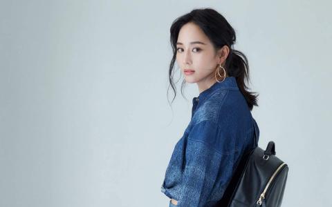 高清中国台湾影视女演员张钧甯休闲时尚写真桌面壁纸第2张