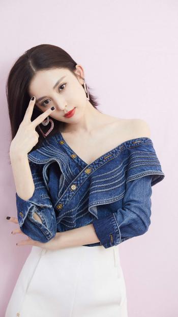 古力娜扎图片 _ 第(1)张