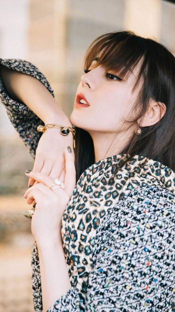 迪丽热巴图片 _ 第(1)张