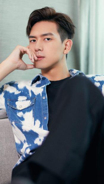 李现第2张