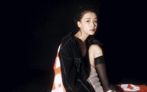 林省通化市集安女明星孙怡清新甜美写真桌面壁纸第3张