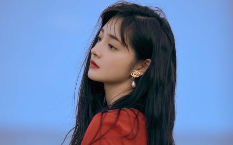 高清上海奉贤美女周洁琼甜美浪漫写真桌面壁纸第0张