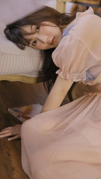 高冷性感美女手机壁纸第2张