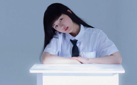 高清赵露思清纯制服写真桌面壁纸第2张