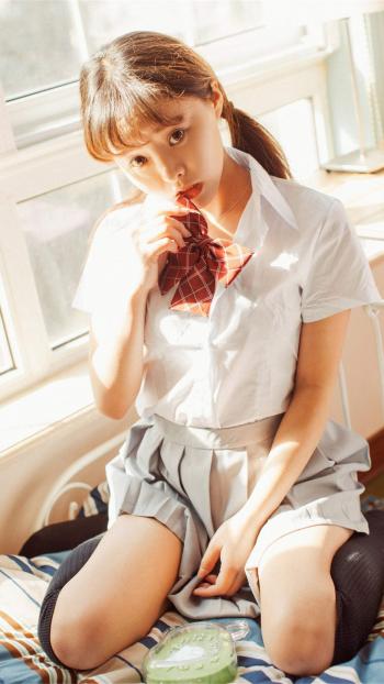 性感美女高兮妍抚媚诱惑迷人写真图片合集(二)第2张