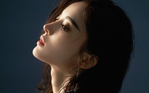 中国内地新疆乌鲁木齐市影视女演员古力娜扎率性性感写真手机壁纸第3张