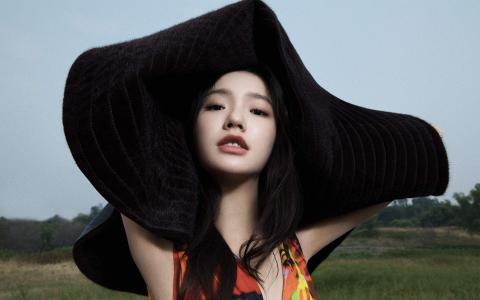 林允图片 _ 第(1)张
