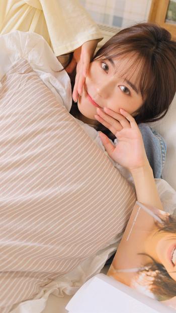 性感美女高兮妍抚媚诱惑迷人写真图片合集(二)第4张