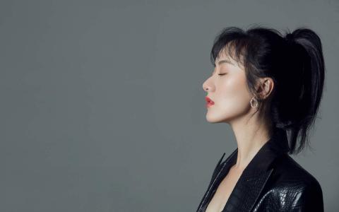 高清上海袁冰妍袁冰妍时尚性感写真桌面壁纸第3张