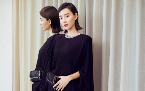 王丽坤优雅短裙性感图片桌面壁纸第1张