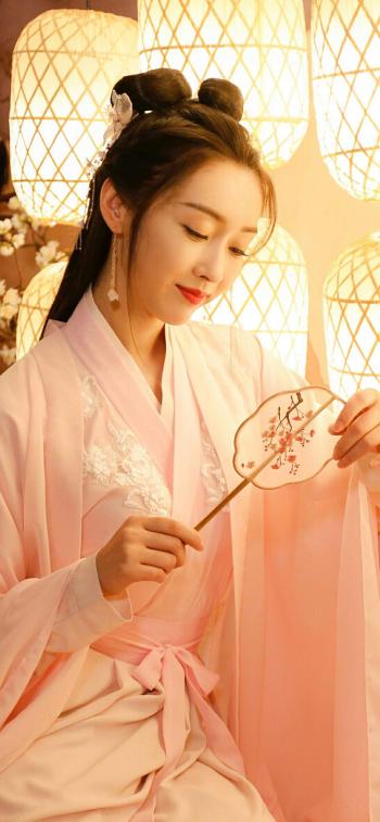中国内地江苏省南京影视女演员宣璐清新迷人写真桌面壁纸第0张