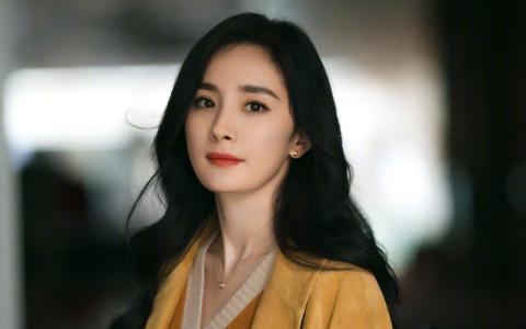 中国内地北京影视女演员杨幂唯美时尚高清桌面壁纸第2张
