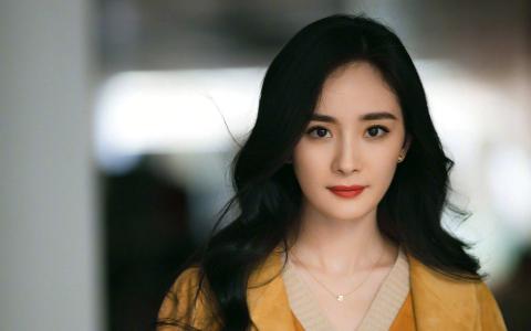 中国内地北京影视女演员杨幂唯美时尚高清桌面壁纸第3张