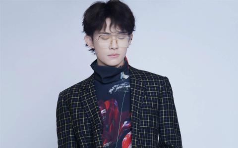易烊千玺图片 _ 第(1)张