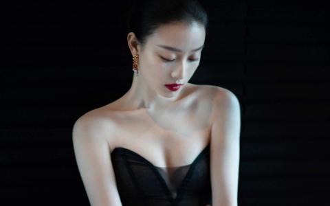 倪妮图片 _ 第(1)张