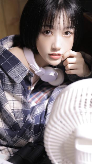 美女手机壁纸图片 _ 第(1)张
