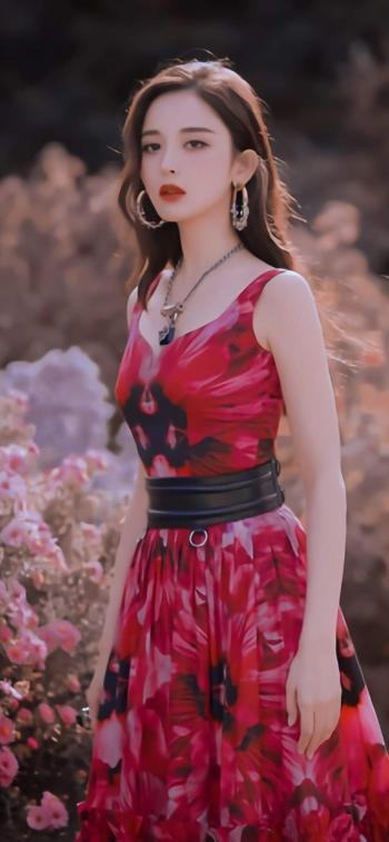 中国内地新疆乌鲁木齐市影视女演员古力娜扎率性性感写真手机壁纸第0张