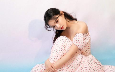 林允图片 _ 第(2)张