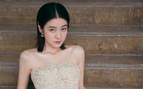 中国内地浙江省义乌女演员张雪迎时尚个性写真图片第0张