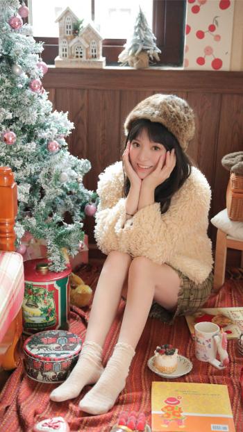 清纯圣诞美女手机壁纸第6张