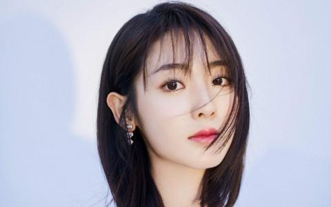 高清中国内地北京朝阳女演员邢菲清新元气写真图片桌面壁纸第1张