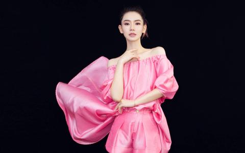 戚薇图片 _ 第(2)张