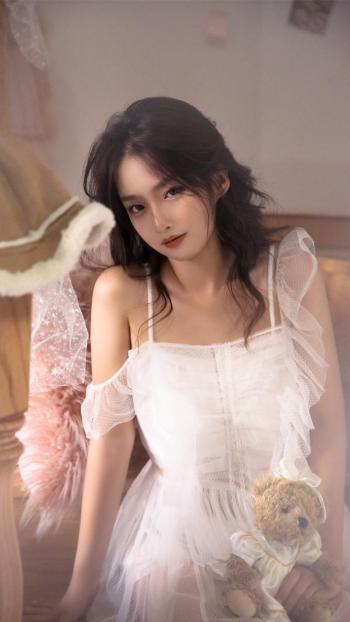 高清清纯诱人床上美女私房写真手机壁纸第2张