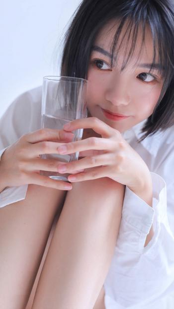 美女手机壁纸图片 _ 第(1)张
