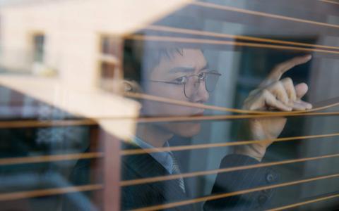 中国内地湖北荆州男演员李现最新酷痞范时尚杂志封面大片第4张
