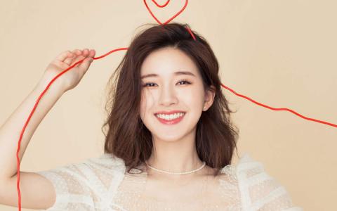 高清赵露思齐刘海高冷气质写真图片第1张