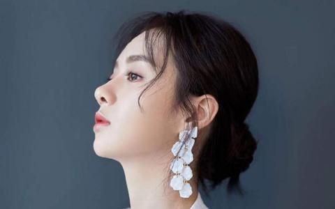 高清中国内地福建省福州女演员郑合惠子清新性感写真图片第0张