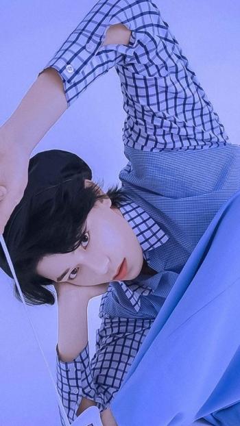 高清男明星丁禹兮时尚帅气高清写真手机壁纸​​​​第5张