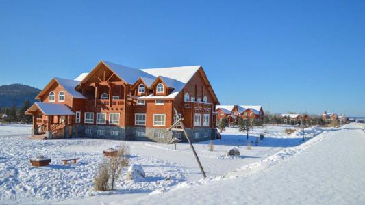 王丽坤清纯靓丽雪景写真图片第1张