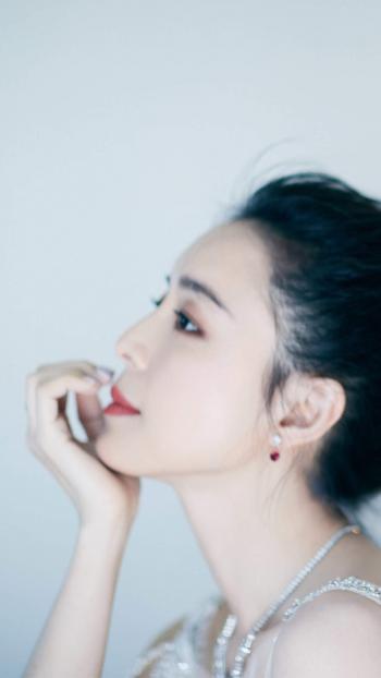 中国内地福建永安女演员张静初亚洲电影节优雅图片第1张
