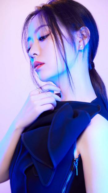 高清黑龙江省伊春美女张靓颖俏皮少女风减龄写真图片第4张