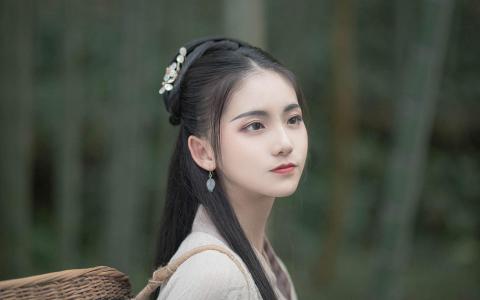 汉服美女图片 _ 第(2)张