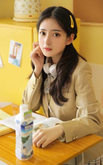 露肩毛衣美女手机壁纸第4张