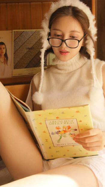 清新甜美动漫美女手机壁纸第6张