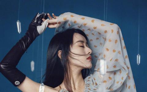 高清上海袁冰妍袁冰妍时尚性感写真桌面壁纸第2张